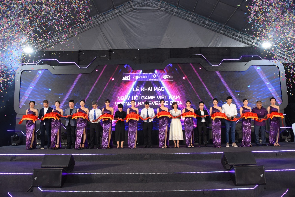 Hàng nghìn người tham dự Vietnam GameVerse 2024
